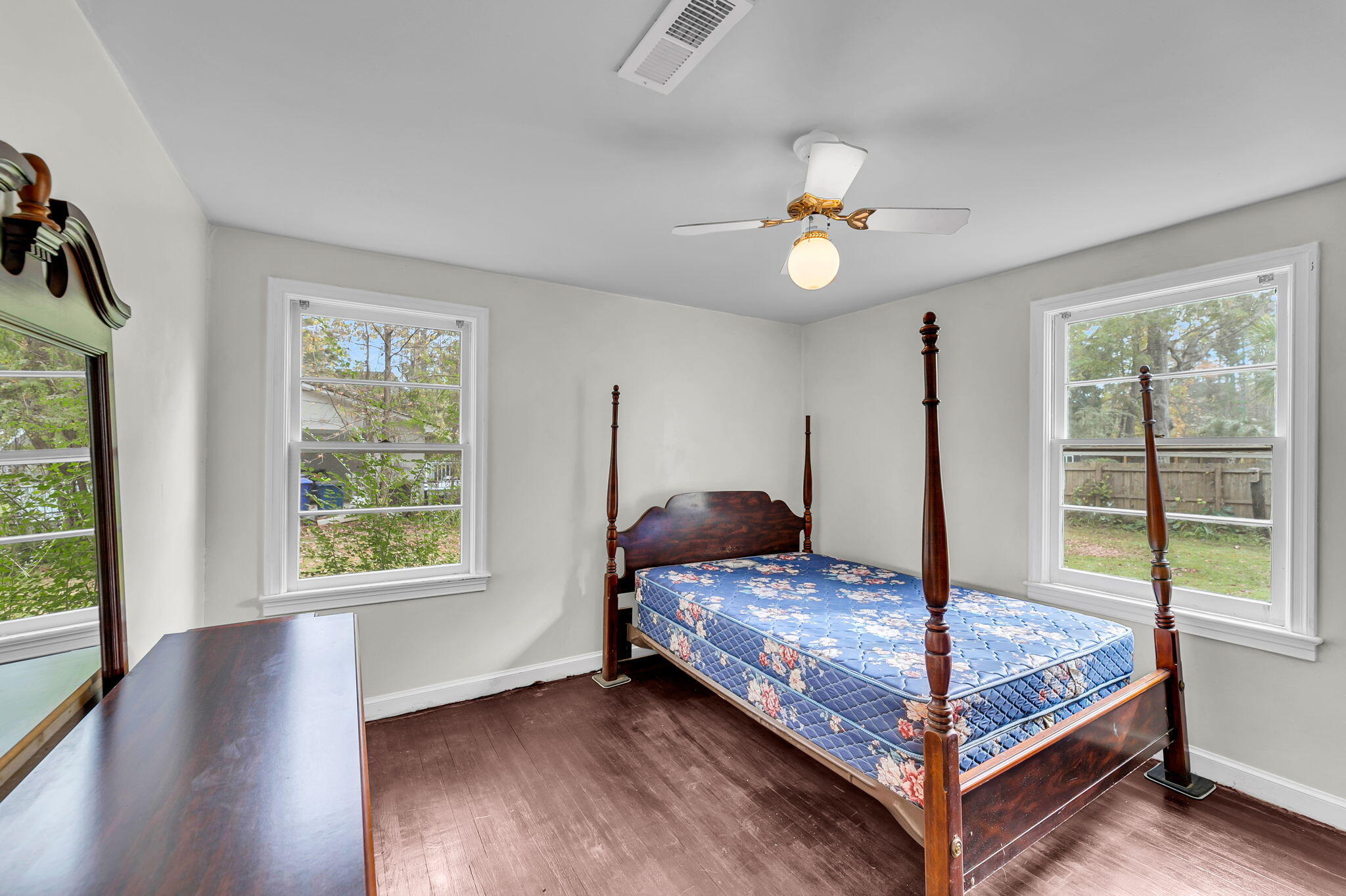 1849 Dogwood Road Charleston, SC 29414 - Photo 11 of 23 1849 Dogwood Road