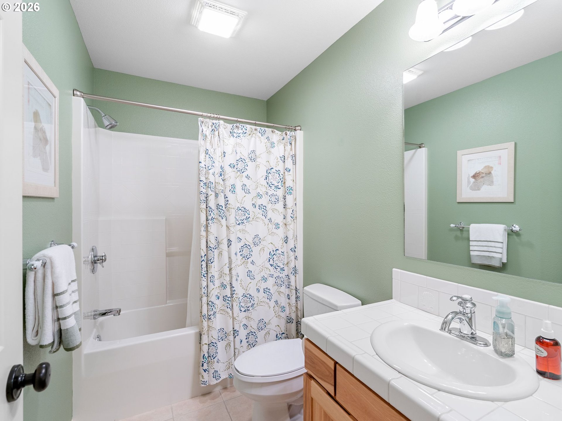 10 Big Tree Road Gleneden Beach, OR 97388 - Photo 30 of 48 a bathroom with a sink toilet and shower