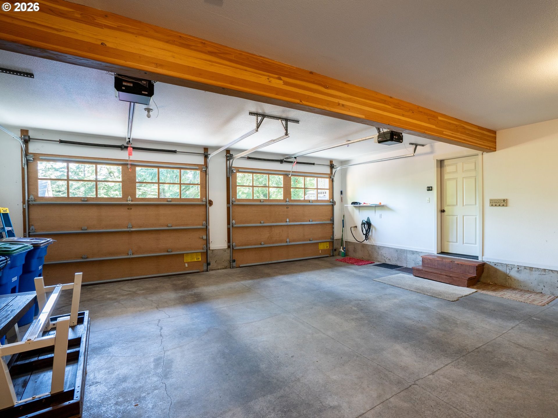 10 Big Tree Road Gleneden Beach, OR 97388 - Photo 33 of 48 an empty room with windows