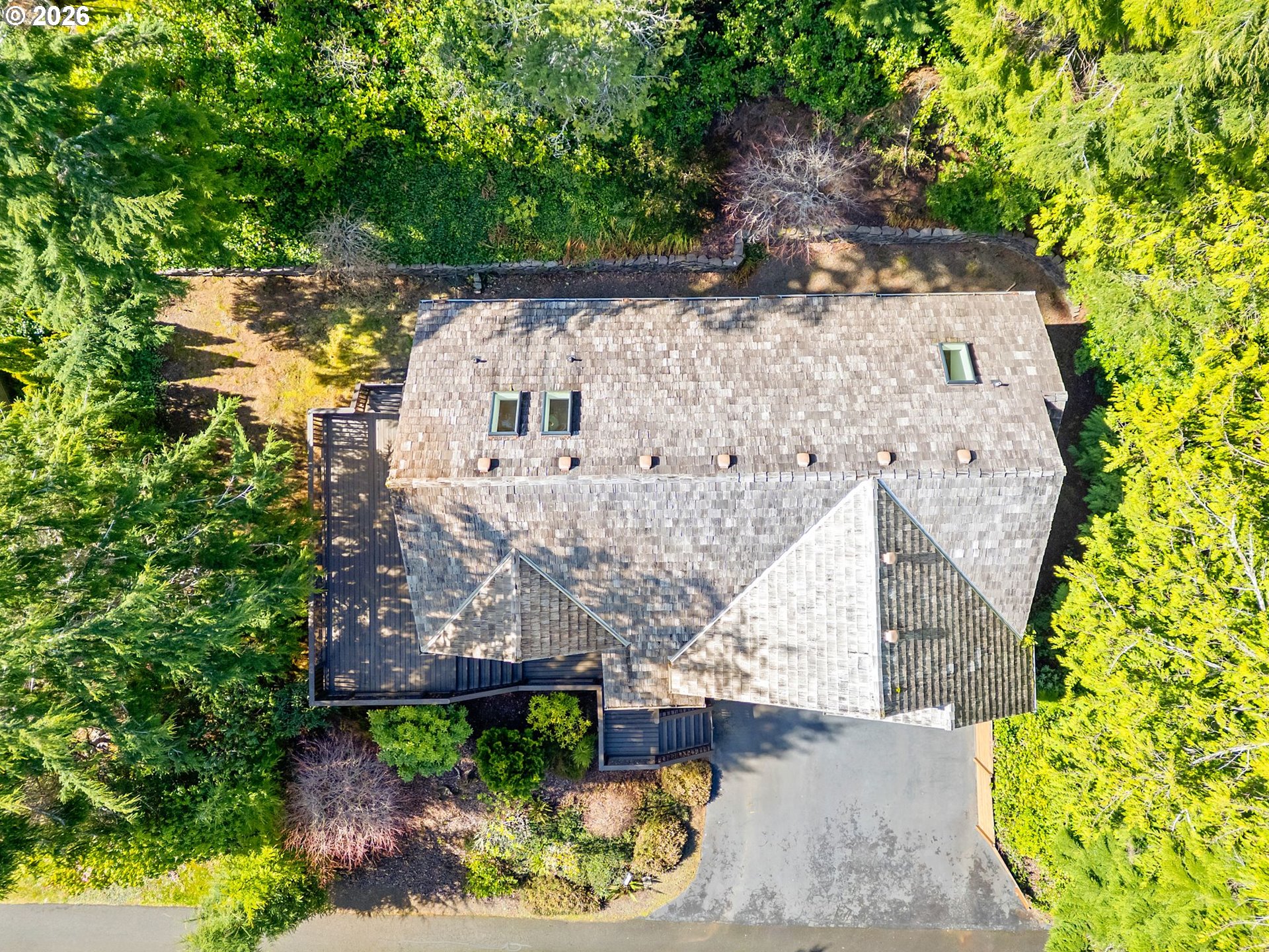 10 Big Tree Road Gleneden Beach, OR 97388 - Photo 34 of 48 front view of a house with a yard