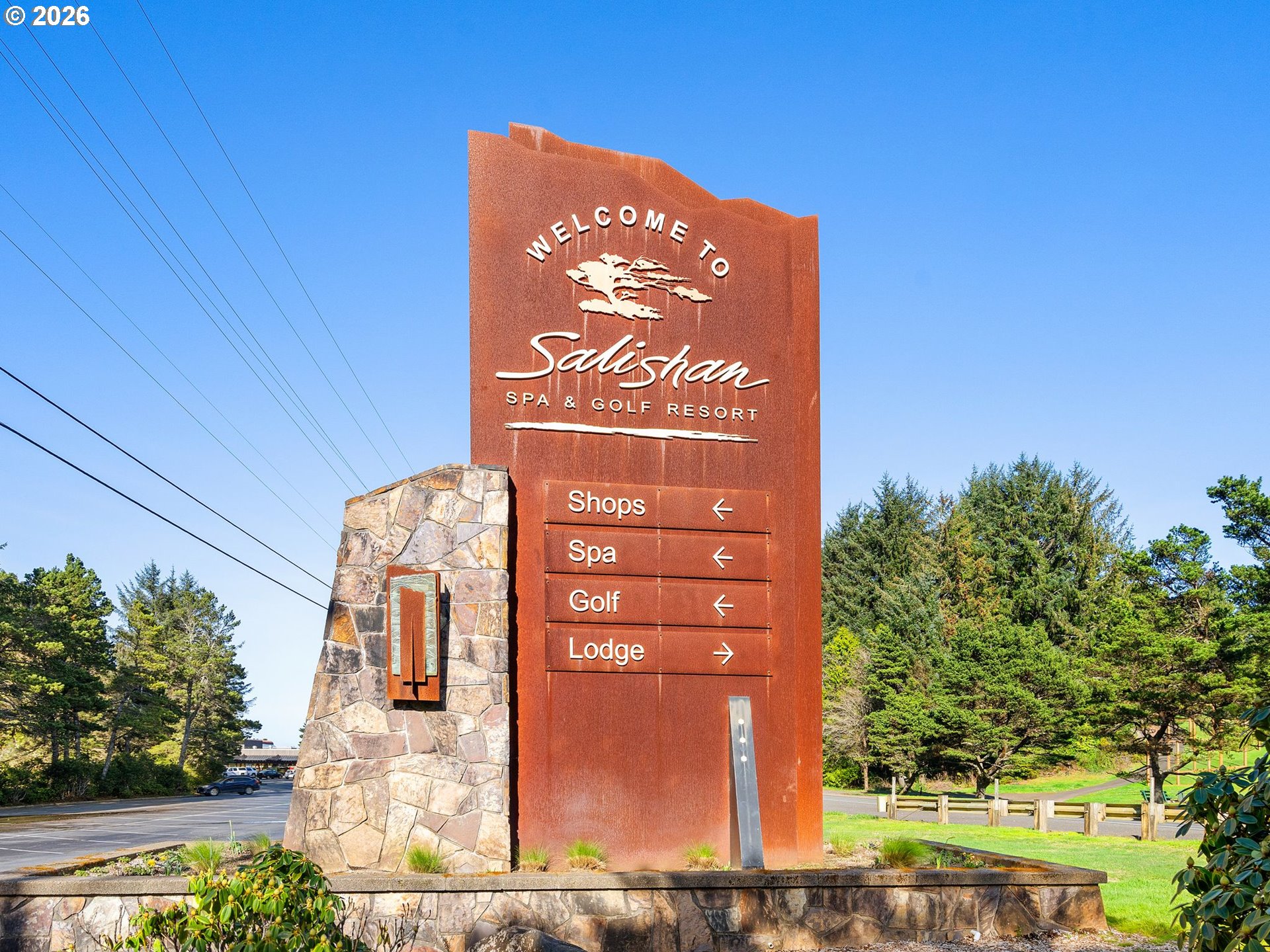 10 Big Tree Road Gleneden Beach, OR 97388 - Photo 45 of 48 a sign on the side of a building