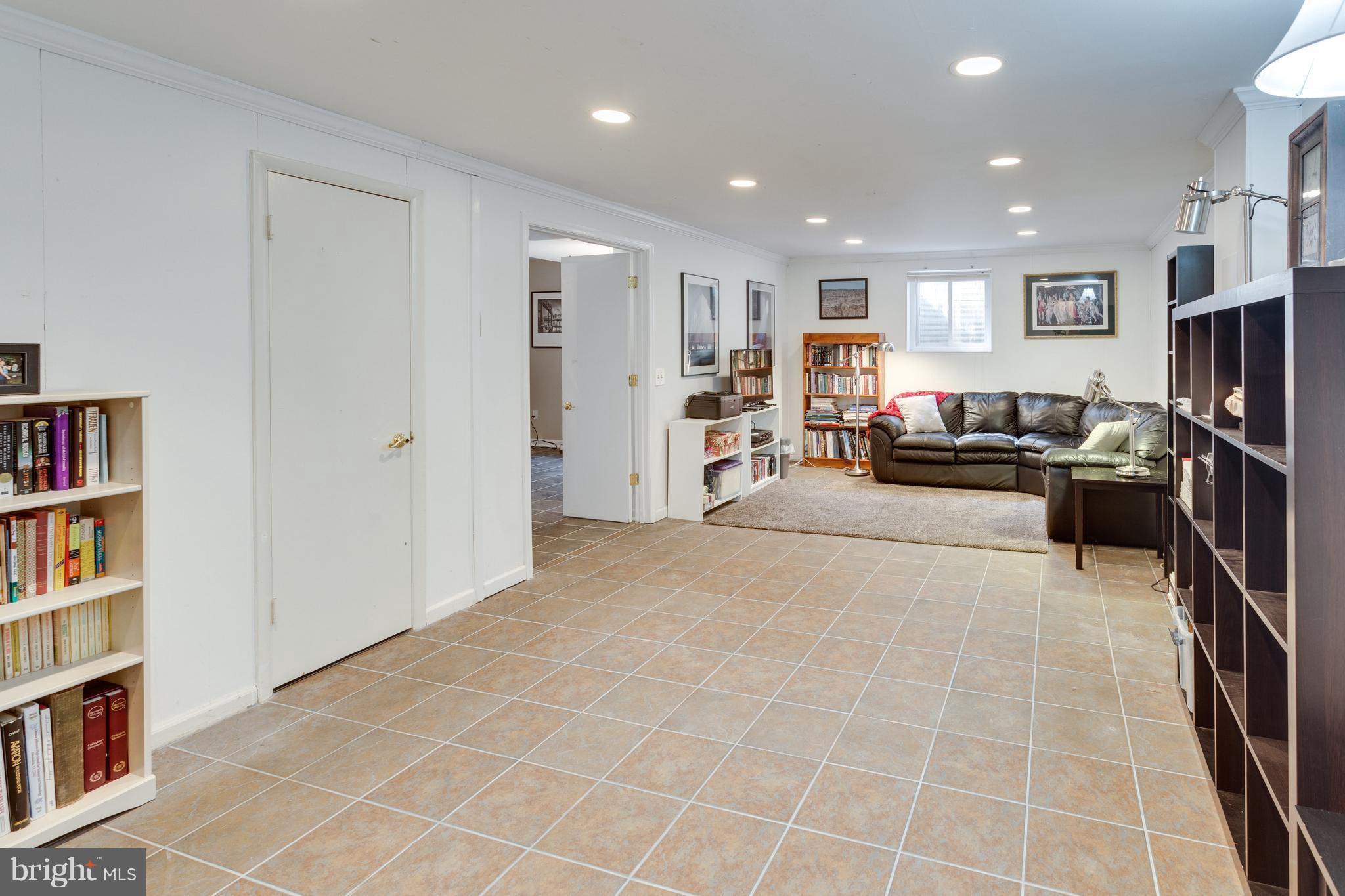1219 Old Stable Road McLean, VA 22102 - Photo 21 of 29 Interior (General)