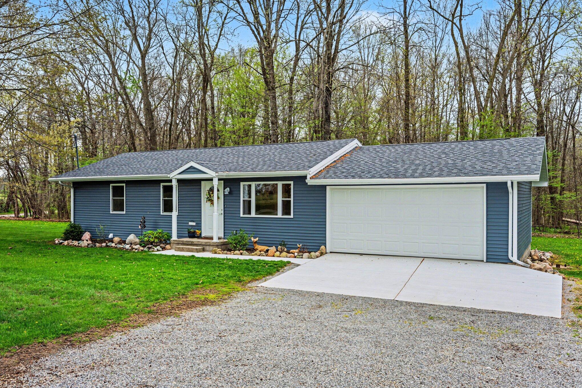 1301 18 1/2 Mile Road Tekonsha, MI 49092 - Photo 2 of 24 003_file_6382