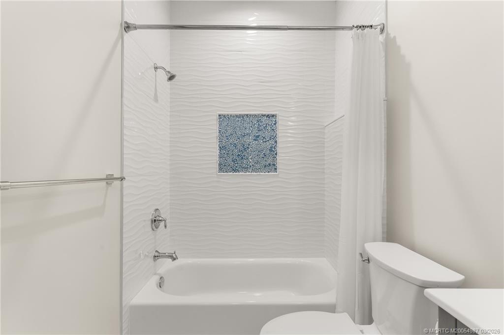 517 Southwest Ocean Boulevard Stuart, FL 34994 - Photo 32 of 45 Guest Bathroom