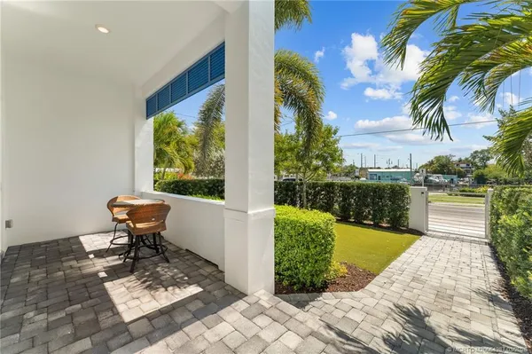 $895,000 | 517 Southwest Ocean Boulevard, Stuart, FL 34994