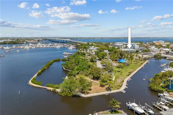 $895,000 | 517 Southwest Ocean Boulevard, Stuart, FL 34994