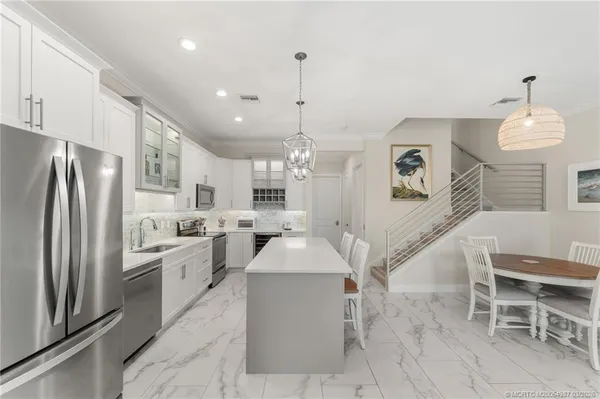 $895,000 | 517 Southwest Ocean Boulevard, Stuart, FL 34994