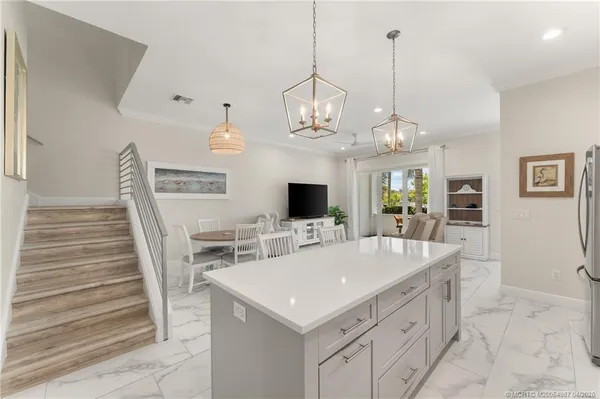 $895,000 | 517 Southwest Ocean Boulevard, Stuart, FL 34994