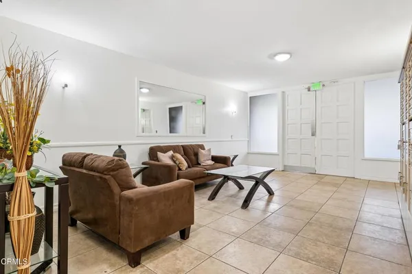 $515,000 | 125 South Sierra Madre Boulevard, Unit 304, Pasadena, CA 91107