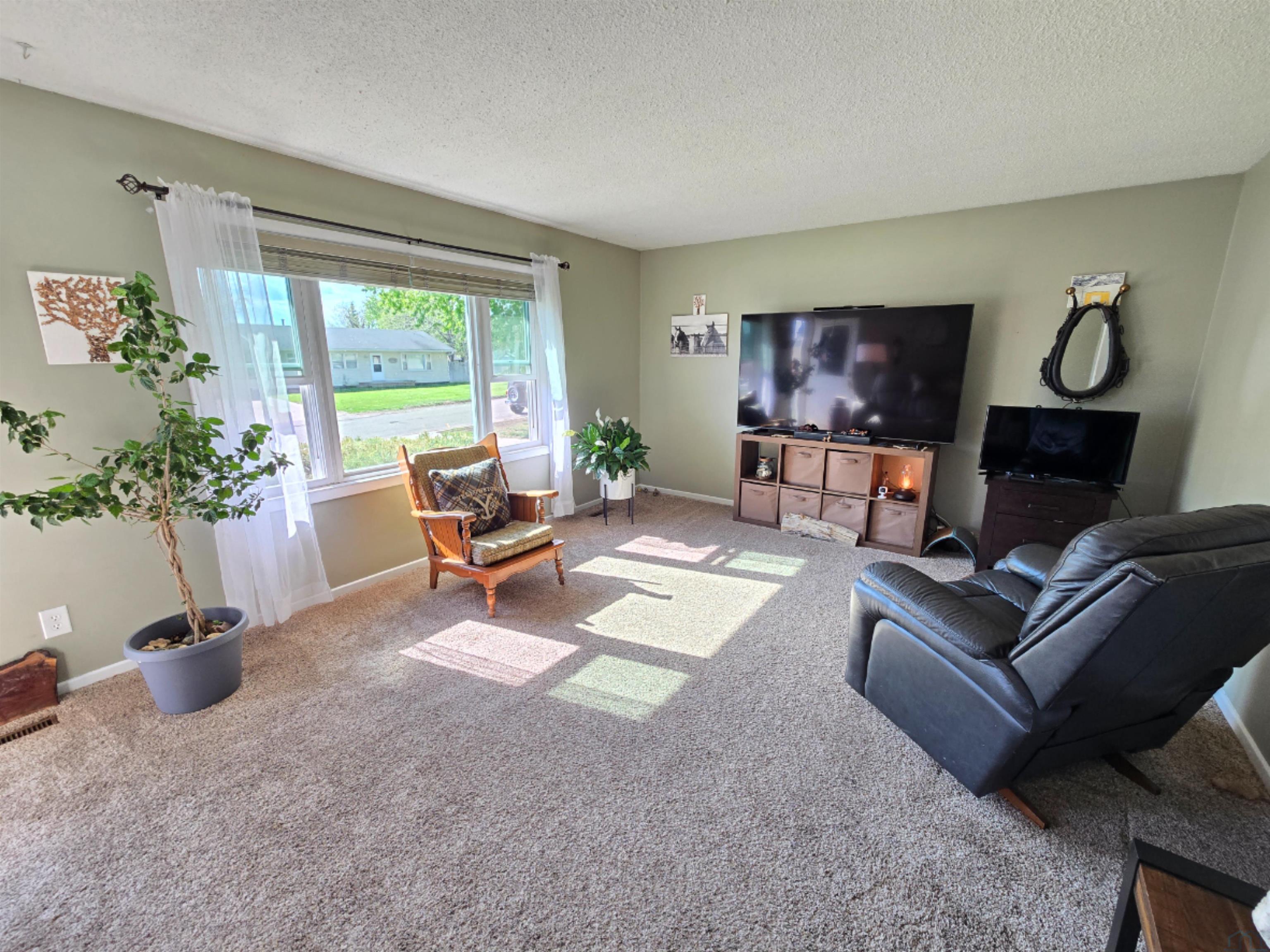 620 South 8th Street Akron, IA 51001 - Photo 2 of 28 Gallery Image 2