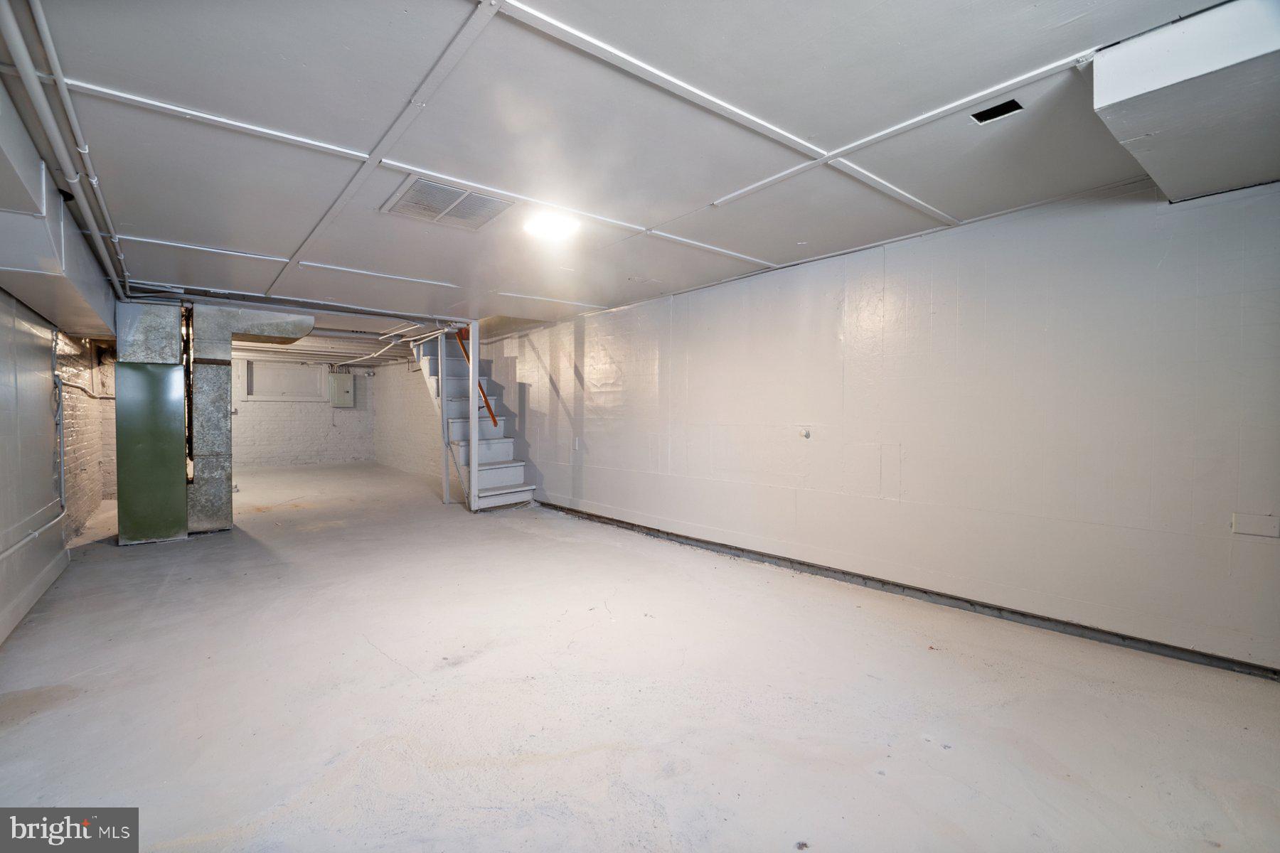 602 North Decker Avenue Baltimore, MD 21205 - Photo 14 of 16 a view of empty room