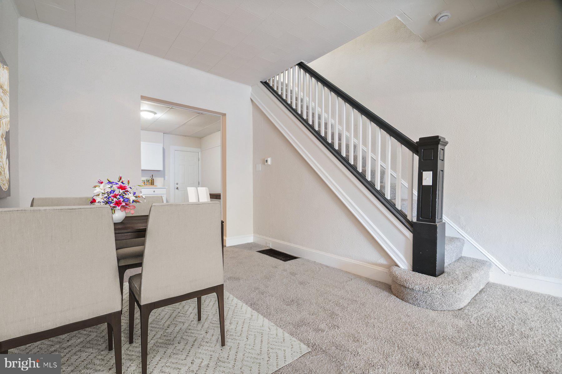 602 North Decker Avenue Baltimore, MD 21205 - Photo 4 of 16 a view of entryway and hall