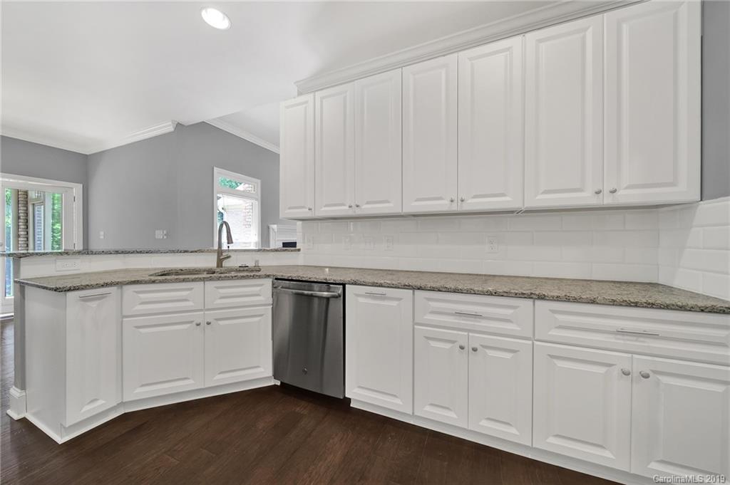 715 Beacon Knoll Lane Fort Mill, SC 29708 - Photo 13 of 33 Gallery Image 13