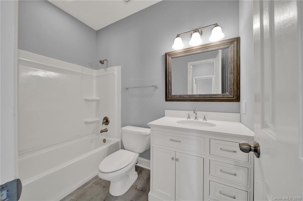 715 Beacon Knoll Lane Fort Mill, SC 29708 - Photo 17 of 33 Gallery Image 17