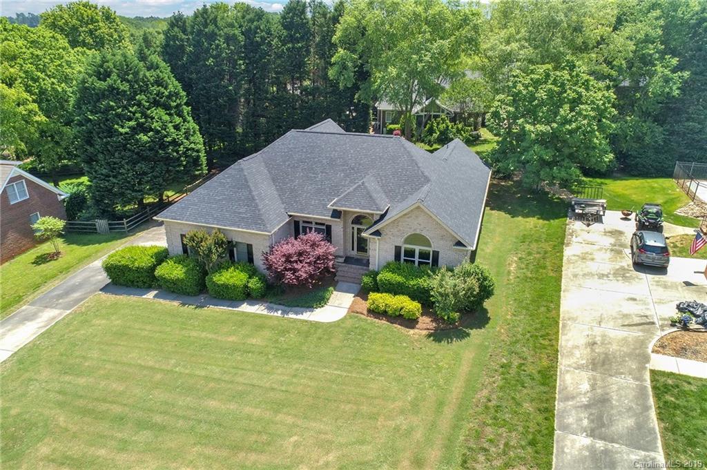 715 Beacon Knoll Lane Fort Mill, SC 29708 - Photo 30 of 33 Gallery Image 30