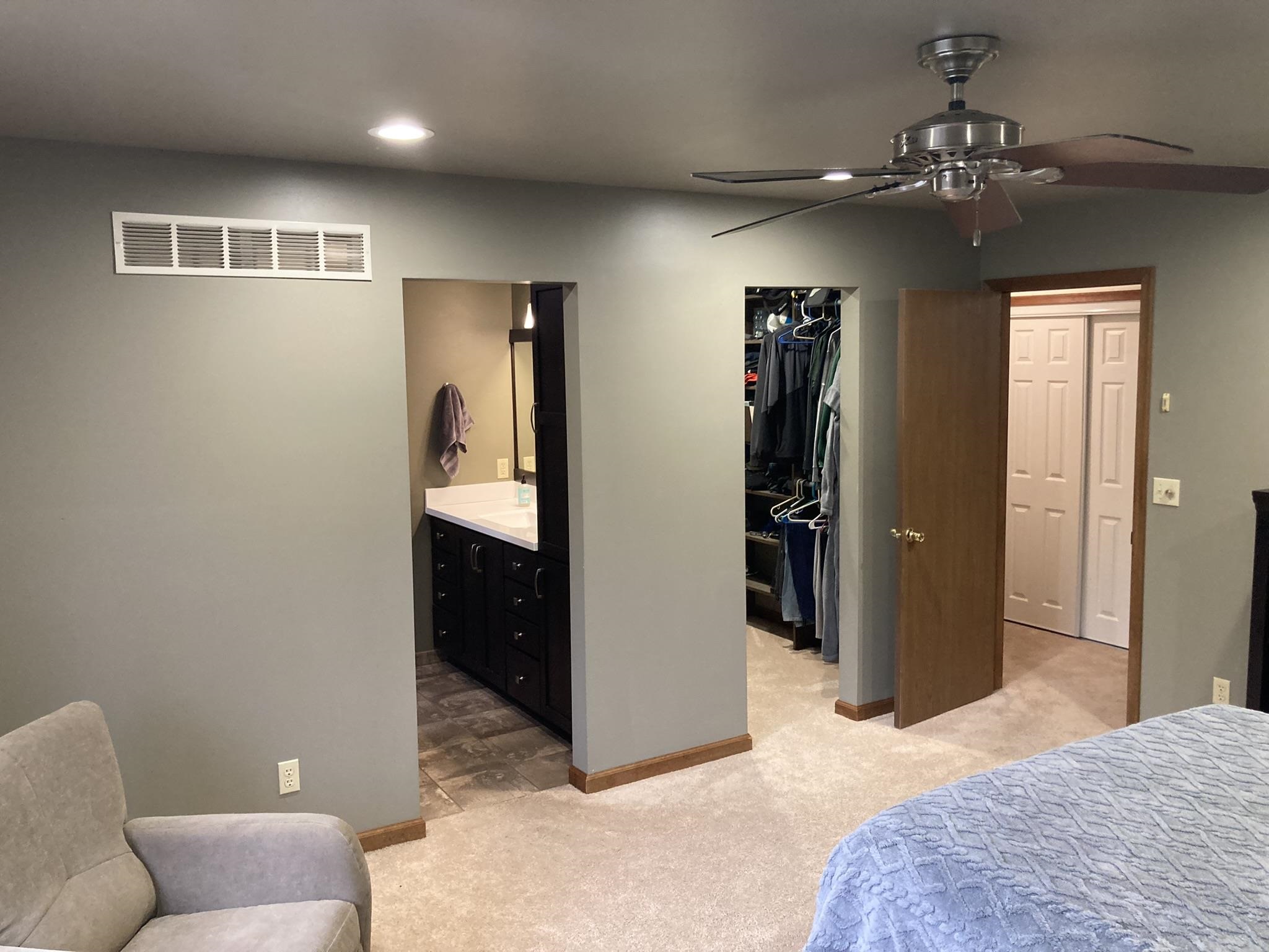 4326 North Center Road Flint, MI 48506 - Photo 20 of 49 50126417-19.JPG