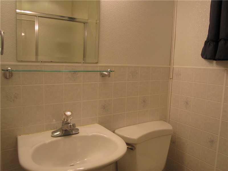 Full Bath. 