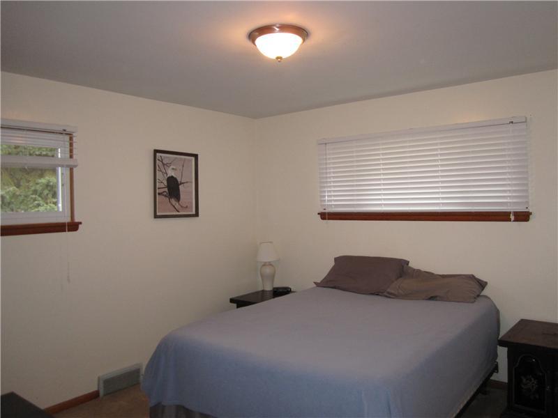Bedroom. 