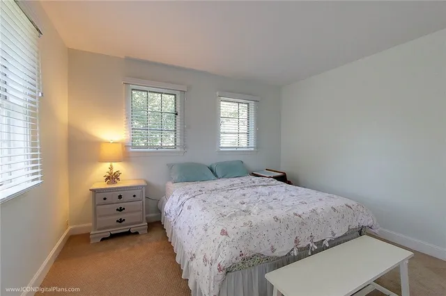 $2,600 | 521 Corey Lane, Middletown, RI 02842