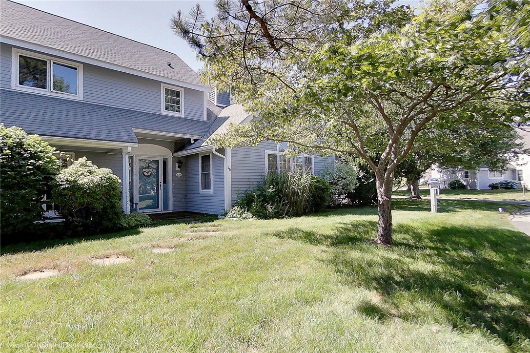 521 Corey Lane Middletown, RI 02842 - Photo 2 of 23