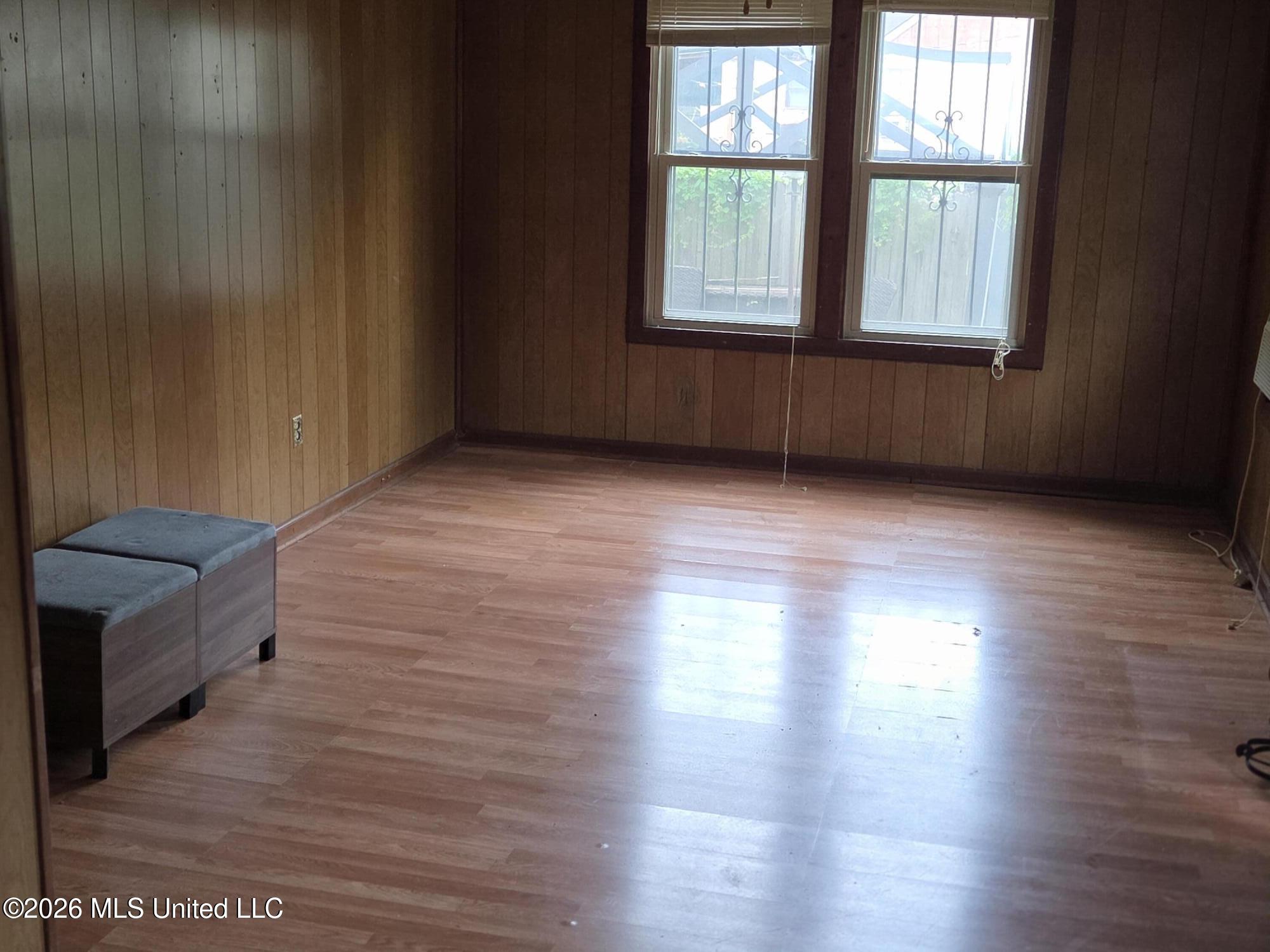 315 Boling Street Jackson, MS 39209 - Photo 3 of 7 20260525_144323