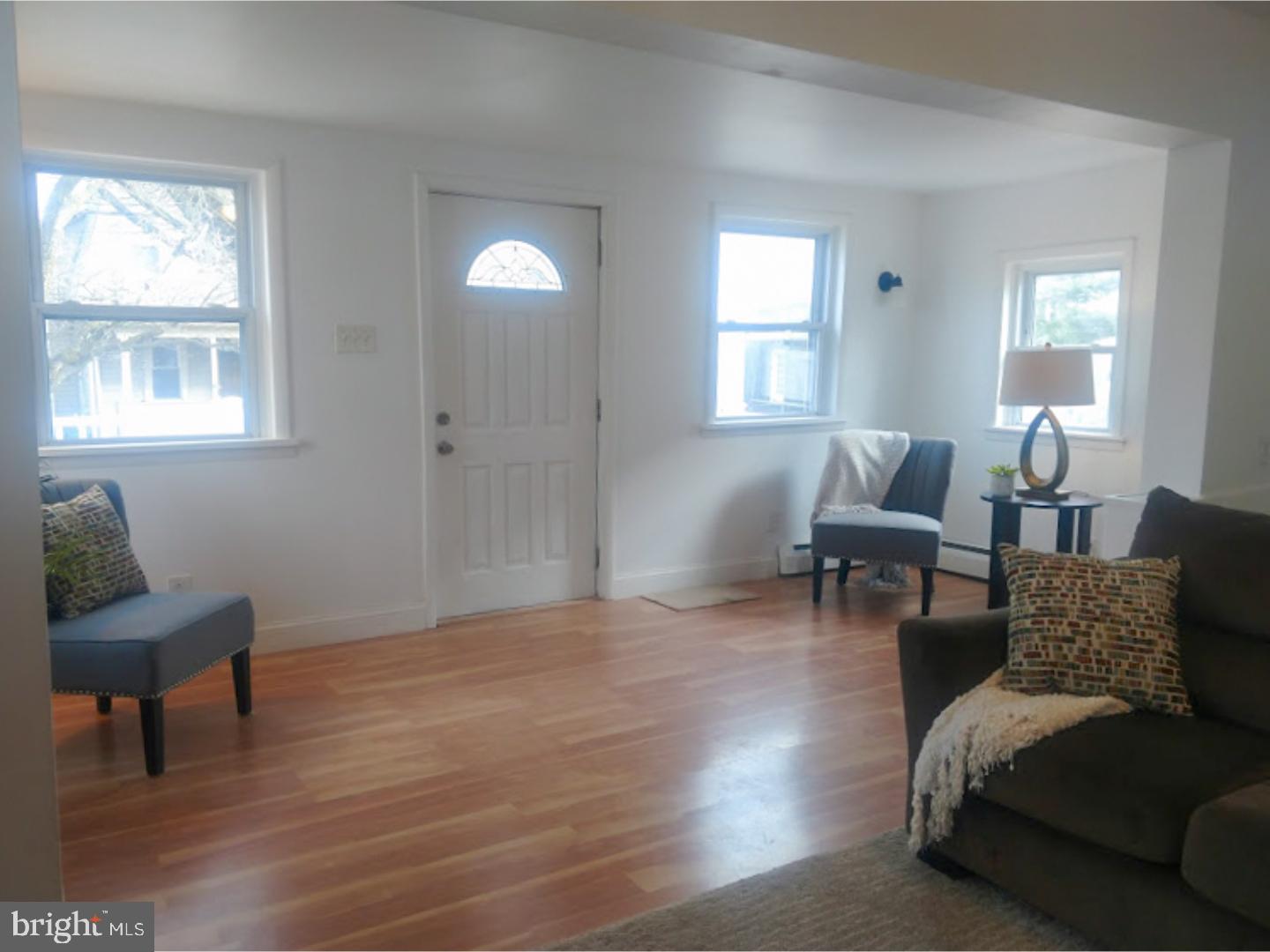 24 West Chelton Road Brookhaven, PA 19015 - Photo 5 of 18 Living Room