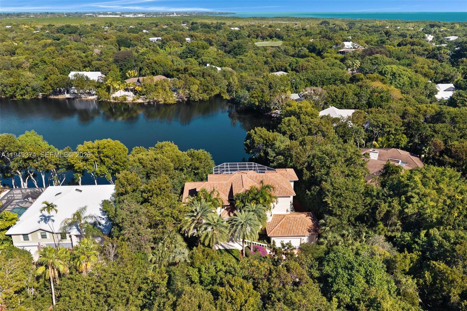 205 South Harbor Drive Key Largo, FL 33037 - Photo 46 of 50 an aerial view of residential houses with outdoor space and lake view