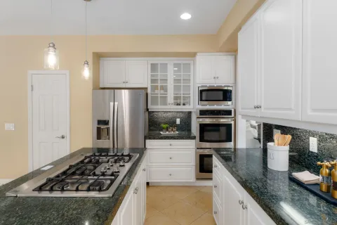 $2,695,000 | 4909 Sandshore Court, San Diego, CA 92130