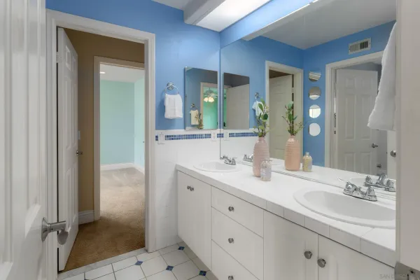 $2,695,000 | 4909 Sandshore Court, San Diego, CA 92130