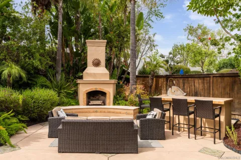 $2,695,000 | 4909 Sandshore Court, San Diego, CA 92130