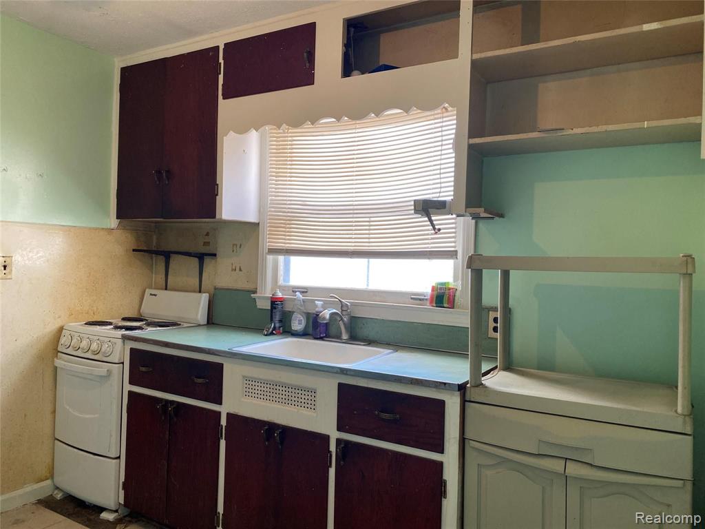 50641 Callens Road Chesterfield, MI 48047 - Photo 6 of 18