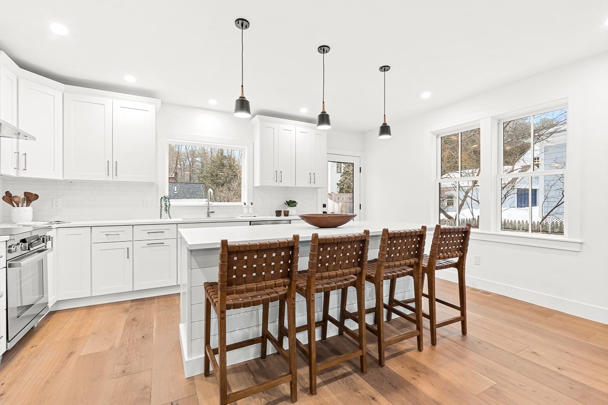 6 Intervale Road Wellesley, MA 02481 - Photo 6 of 33 Gallery Image 6