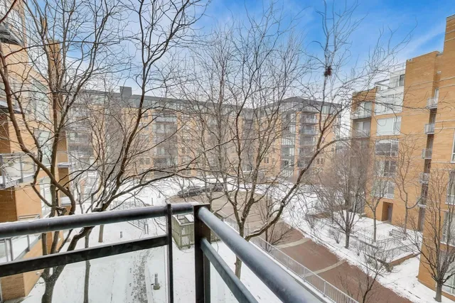 $370,000 | 1720 Oak Avenue, Unit 501, Evanston, IL 60201