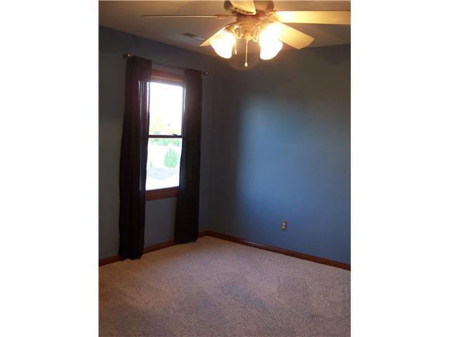 7545 Knapp Road Indianapolis, IN 46259 - Photo 9 of 11 Gallery Image 9