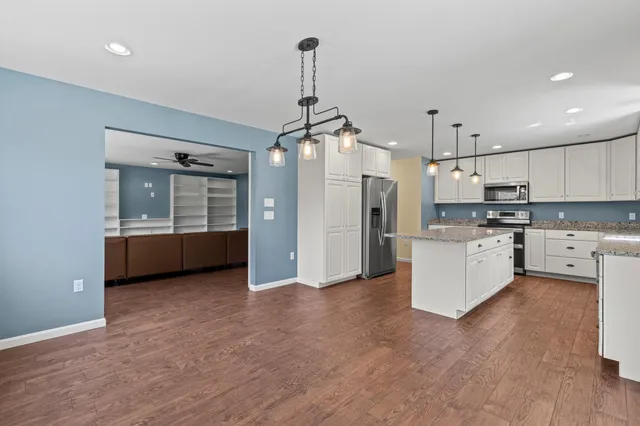 $975,000 | 8 Summer Way, Cumberland Center, ME 04021