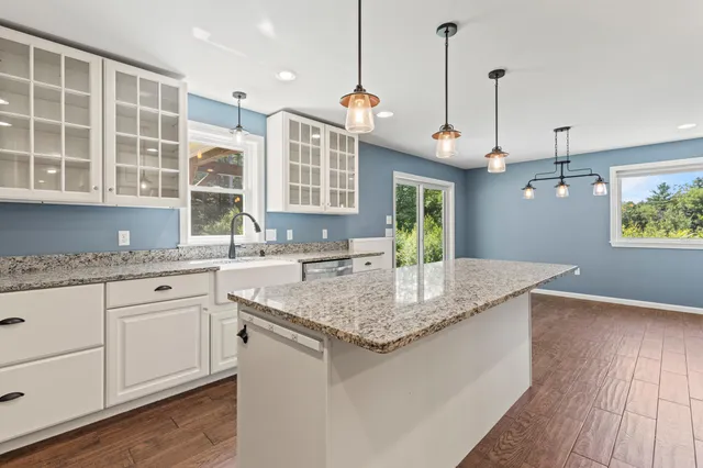 $975,000 | 8 Summer Way, Cumberland Center, ME 04021