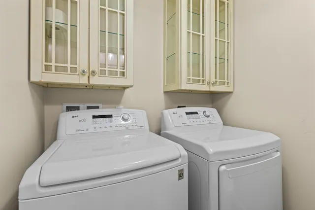 $975,000 | 8 Summer Way, Cumberland Center, ME 04021