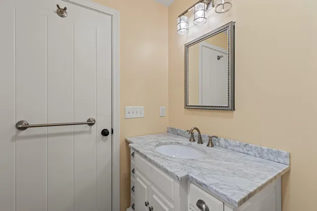 $975,000 | 8 Summer Way, Cumberland Center, ME 04021