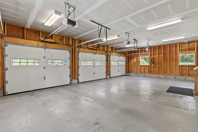 $975,000 | 8 Summer Way, Cumberland Center, ME 04021