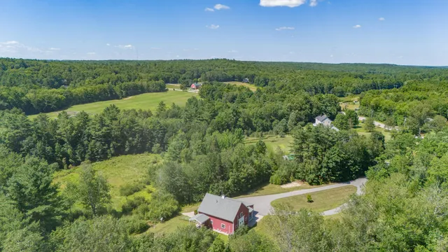 $975,000 | 8 Summer Way, Cumberland Center, ME 04021