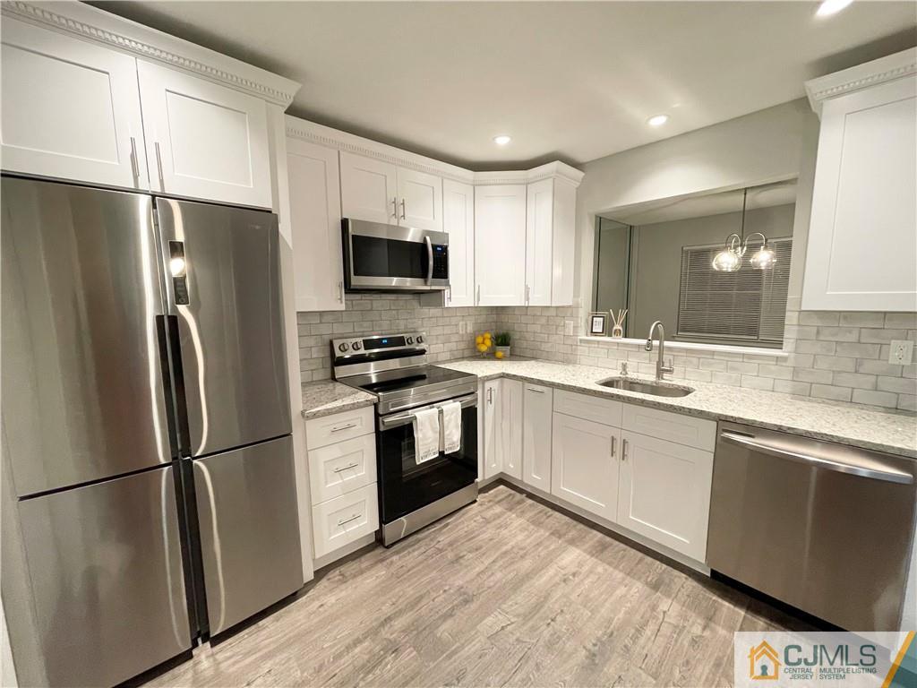 853 Ardmore Road, Unit B Monroe Township, NJ 08831 - Photo 2 of 21 Gallery Image 2