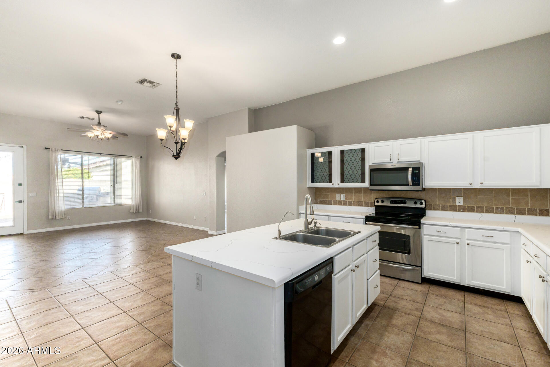 3798 South Seton Avenue Gilbert, AZ 85297 - Photo 15 of 37 15 - Seton