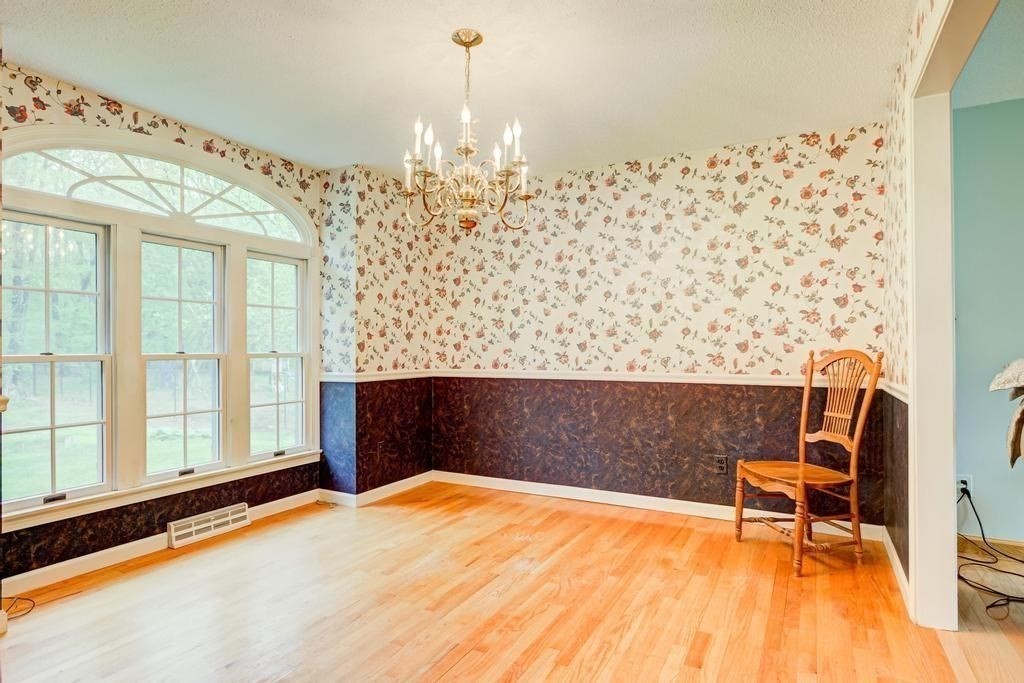 109 Apple Ridge Road West Springfield, MA 01089 - Photo 11 of 35 Gallery Image 11