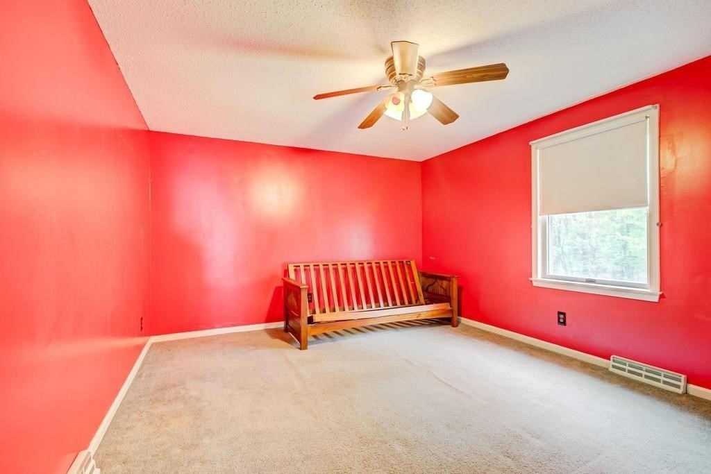 109 Apple Ridge Road West Springfield, MA 01089 - Photo 15 of 35 Gallery Image 15