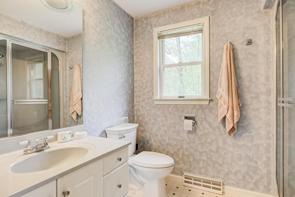 109 Apple Ridge Road West Springfield, MA 01089 - Photo 20 of 35 Gallery Image 20