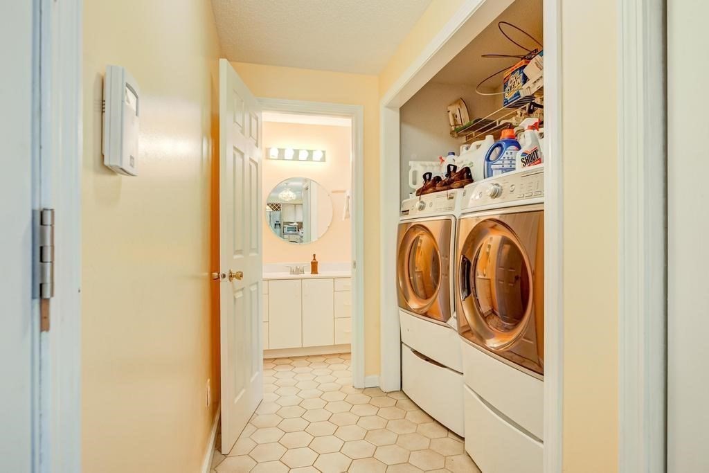 109 Apple Ridge Road West Springfield, MA 01089 - Photo 22 of 35 Gallery Image 22