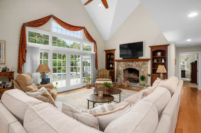 $1,999,000 | 4 Cowslip Path, East Sandwich, MA 02537