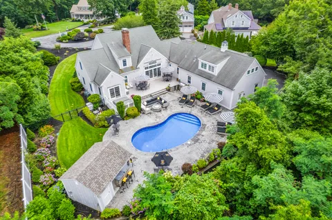 $1,999,000 | 4 Cowslip Path, East Sandwich, MA 02537