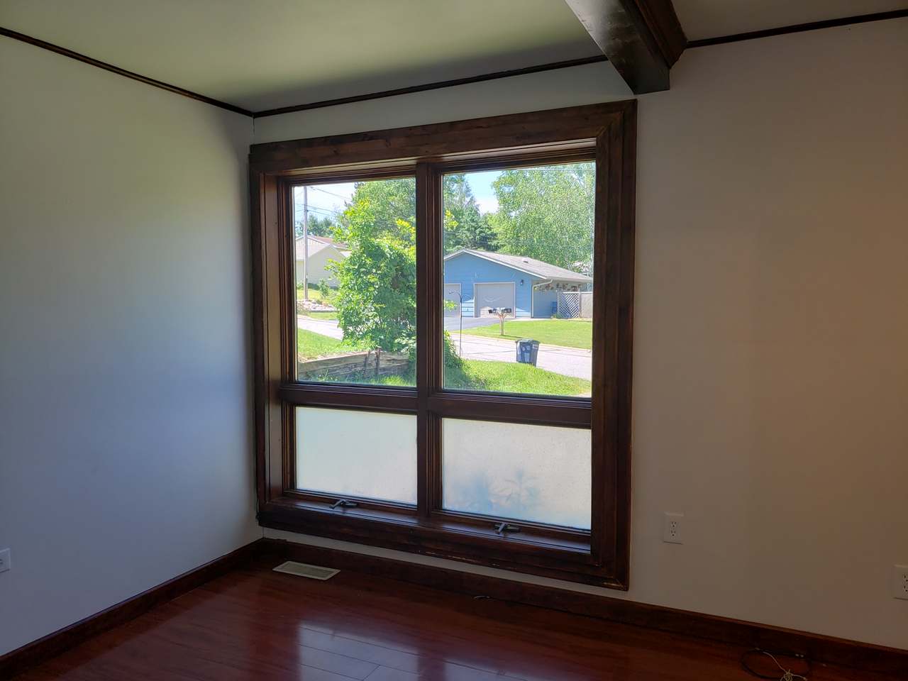 424 Douglas Street Rhinelander, WI 54501 - Photo 8 of 26 Gallery Image 8