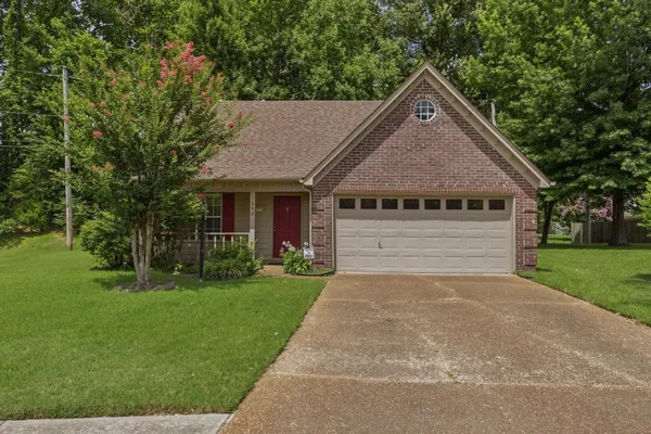 $185,000 | 1842 Black Bear Circle East, Cordova, TN 38016